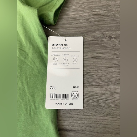 NWT athleta essential tee - Picture 4 of 6
